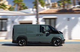 Kia PV5 Cargo, 2025, side